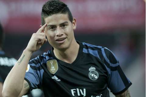 Con doblete de James, Real Madrid goleó al Granada