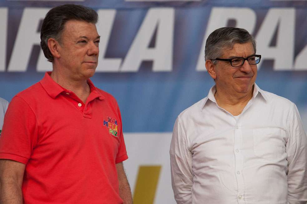 El presidente Juan Manuel Santos al lado de su principal aliado por la reelección, el exmandatario César Gaviria Trujillo. / Campaña