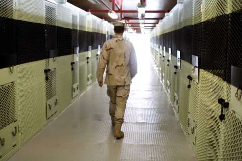 ¿Colombia debería recibir presos de Guantánamo?