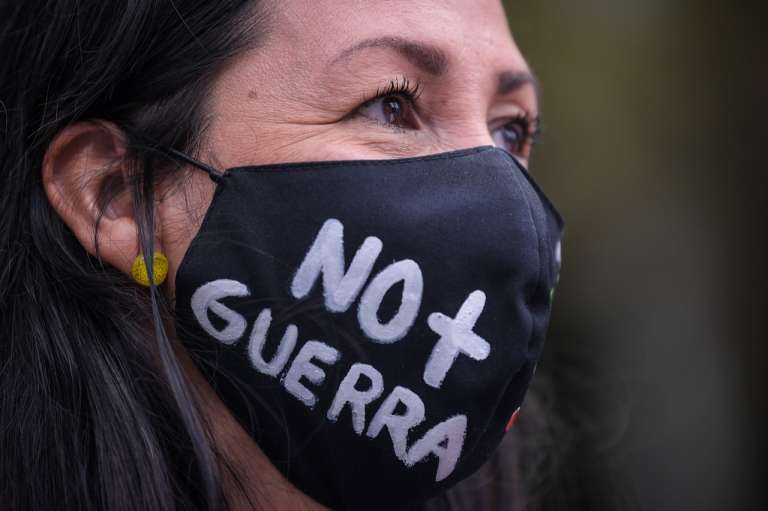 En la capital, aproximadamente 8.980 miembros de la Policía y el Ejército Nacional acompañan las movilizaciones que hasta el momento se realizan de manera pacífica.