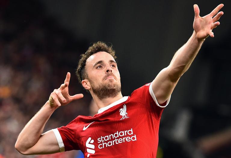 Murió Diogo Jota, jugador de Liverpool, en accidente de tránsito