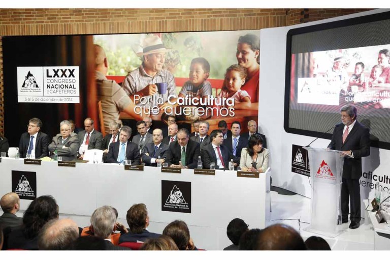 Cafeteros, unidos a pesar de todo