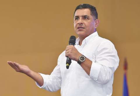 “Hoy es cocaína, pasado mañana fentanilo”: alcalde de Cali pide regular las drogas