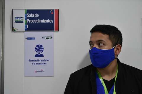Vacunación a personas entre los 50 y 54 años y otros grupos que se podrán vacunar a partir de mañana