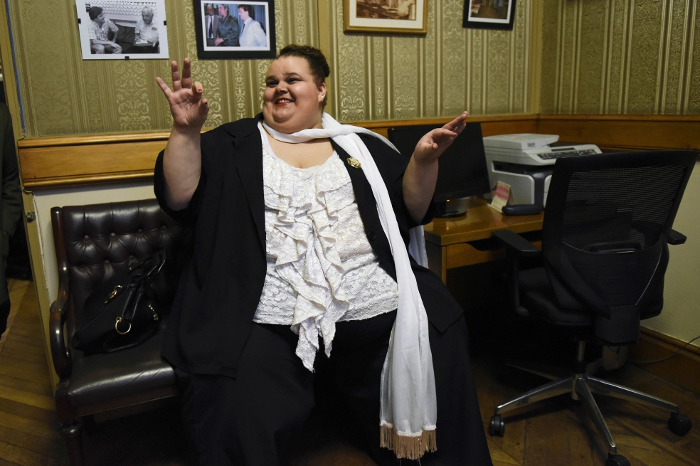 Michelle Suárez aspira a impulsar desde su banca en el Senado, un proyecto de Ley para personas trans. / AP