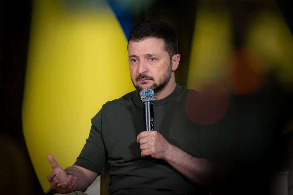 El presidente de Ucrania, Volodímir Zelenski, en reunión con periodistas latinoamericanos, desde Kiev.