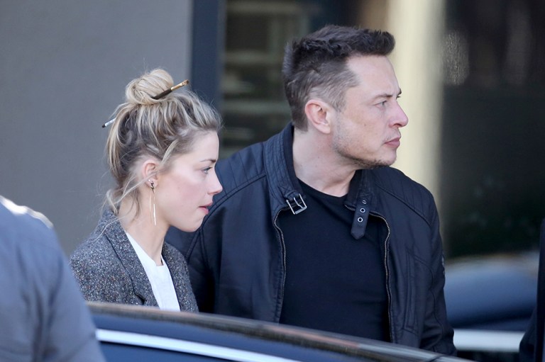 Amber Heard y Jhonny Depp: el costoso regalo de Elon Musk que venderá la actriz