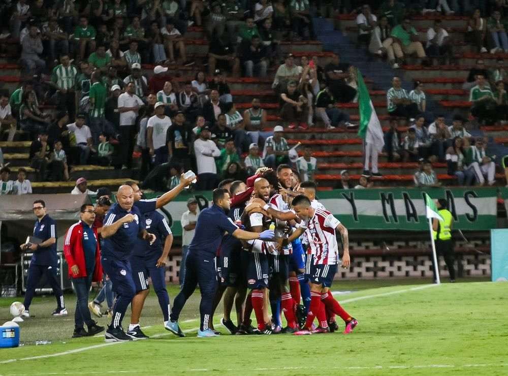 Júnior consiguió una importante victoria en Medellín frente a Atlético Nacional