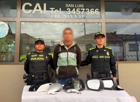 Cae hombre acusado de desmantelar vehículos para robar autopartes en Bogotá