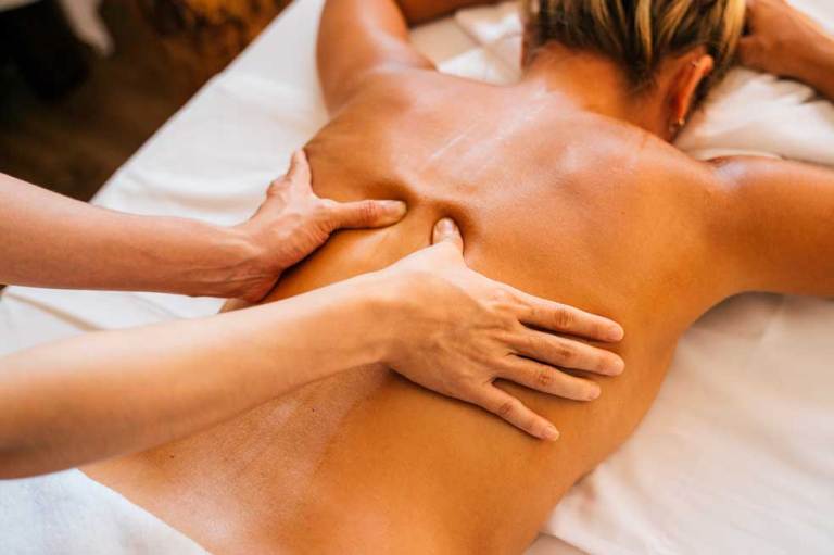 Masaje relajante: ¿quién lo debe hacer y cuáles son sus beneficios?