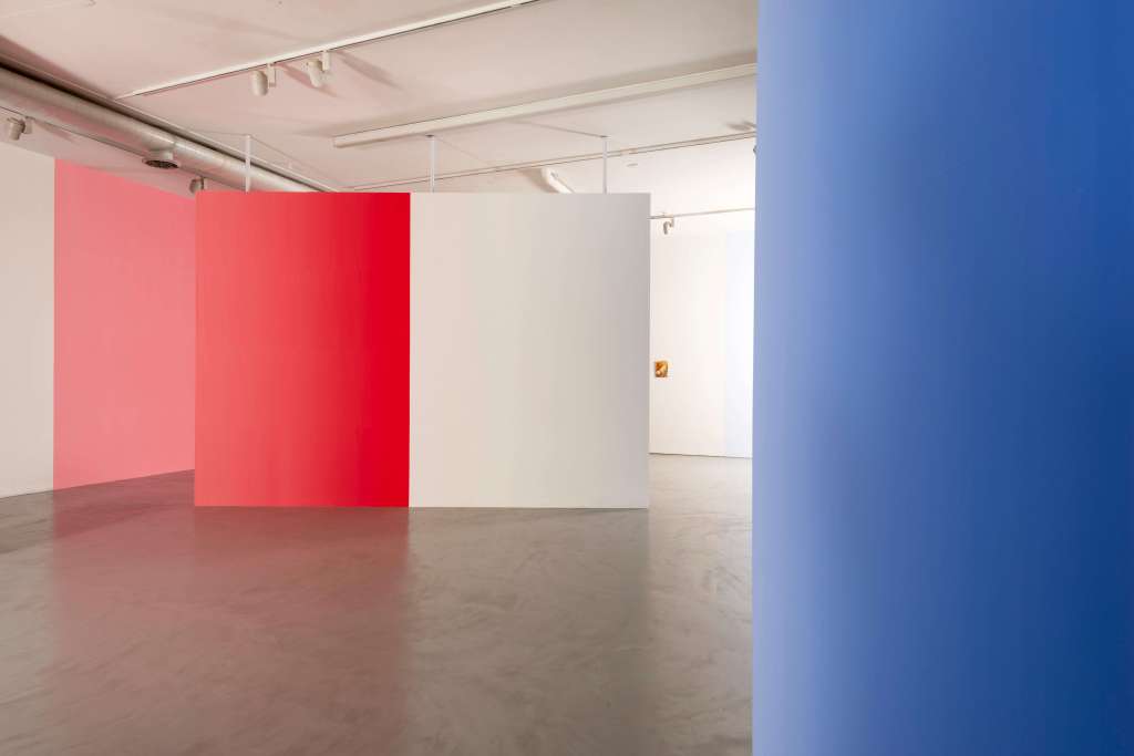 Pieter Vermeersch dice sobre su obra: “El color para mí es la abstracción, porque no se puede definir; por lo tanto, es el dominio de lo misterioso o lo desconocido; me interesa lo que no conocemos”. / Óscar Monsalve
