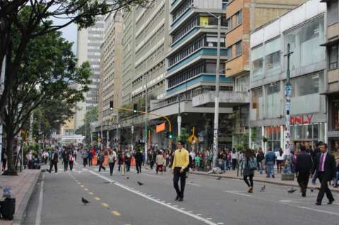 "Vendedores de la Séptima deben acogerse a alternativas económicas"