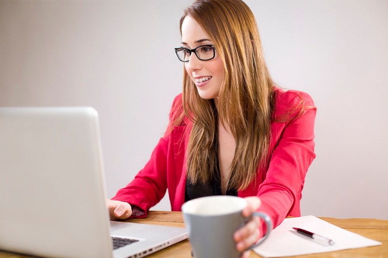 Ejecutivas sénior ganan menos que los hombres, con una excepción