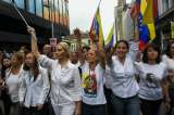 Oposición venezolana busca alternativas para revocar a Maduro