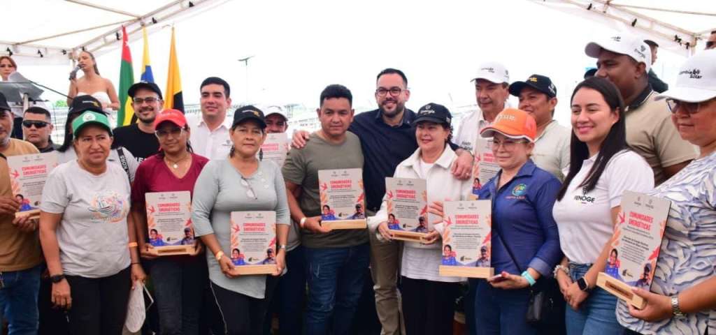 Barrancabermeja alberga la primera comunidad energética de madres comunitarias del país