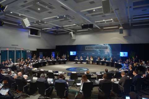 Paz y economía, ejes temáticos de la Cumbre Concordia