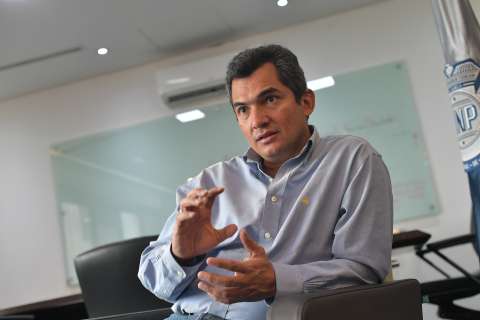 Sancionan por desacato al director de la Unidad Nacional de Protección