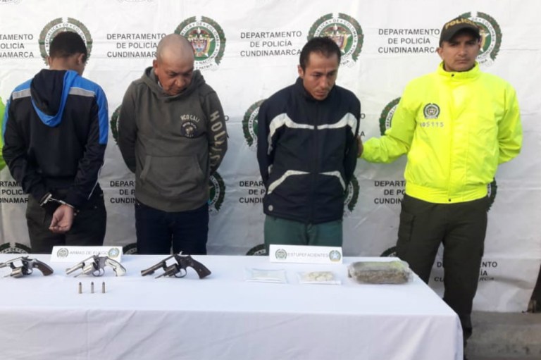 Policía desmantela dos ‘ollas’ en Soacha y captura ocho personas por microtráfico