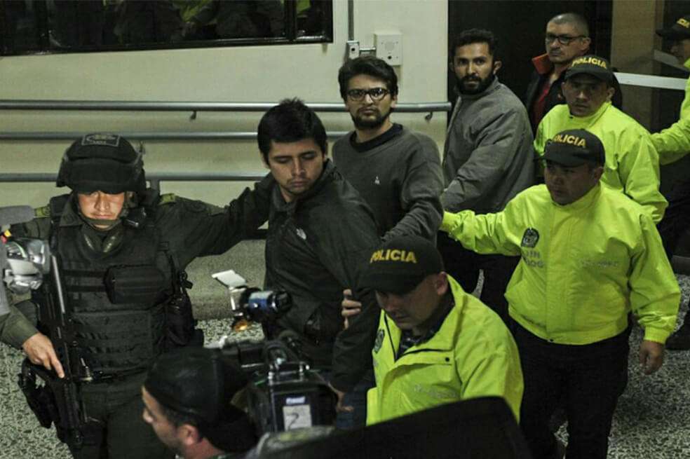 Cuatro de los capturados por el atentado del Centro Comercial Andino: Juan Camilo Pulido, César Barrera, Iván Ramírez y Boris Rojas.