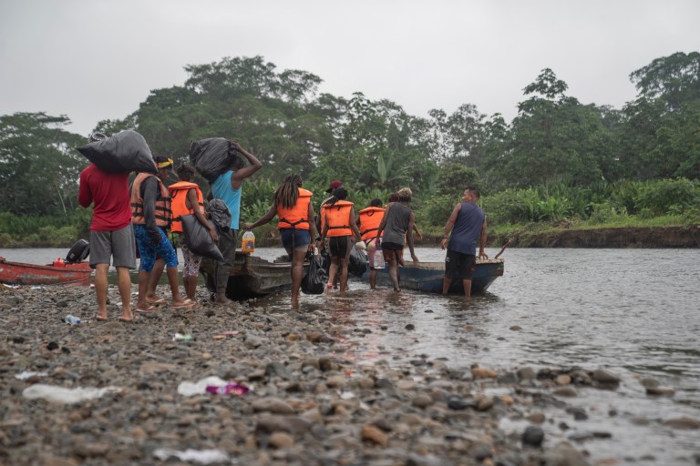 A juicio disciplinario oficial de Migración por presunto tráfico de migrantes