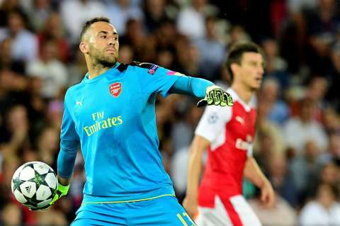 David Ospina sufrió una lesión de ingle con el Arsenal