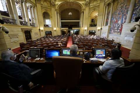 Cámara votará este martes moción de censura contra Diego Molano