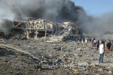 Al menos 30 muertos deja doble atentado en Somalia