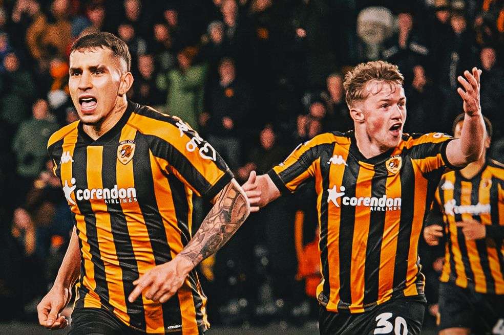 Gustavo Puerta celebra su segundo gol con el Hull City en la presente temporada.