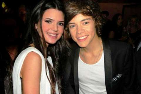 Vocalista de One Direction cautiva al padre de Kendall Jenner con el golf