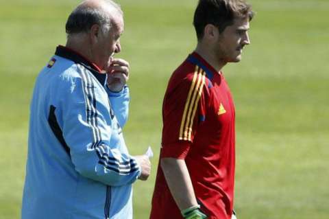 Casillas es historia viva del fútbol: Vicente del Bosque