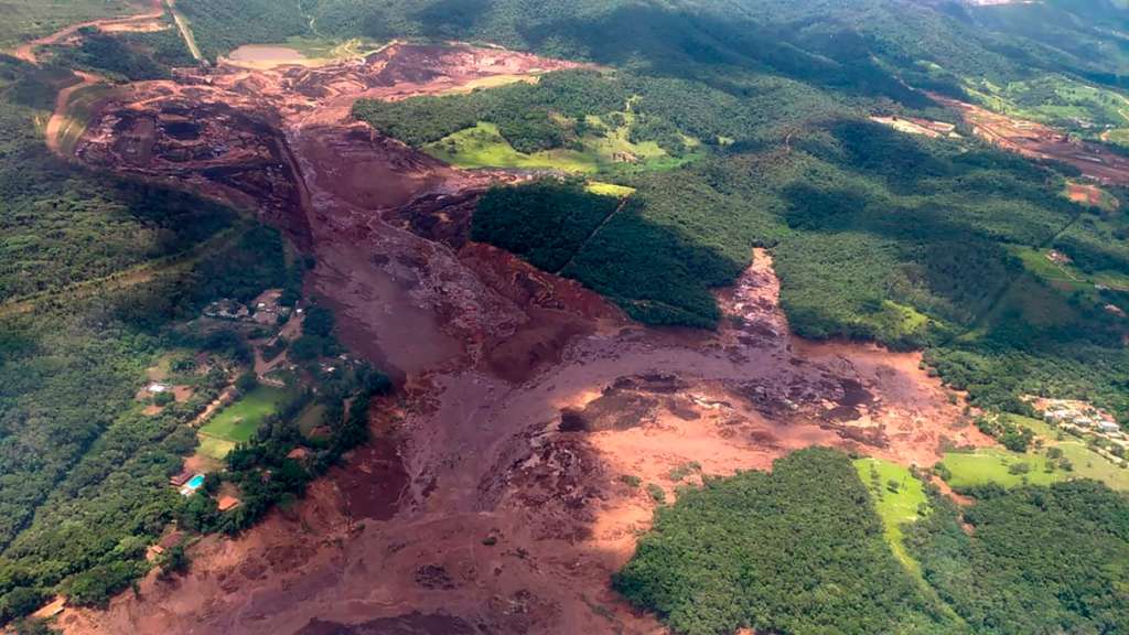 Un dique de contención de residuos de la minera Vale cedió en el estado de Minas Gerais (sudeste).
/ AFP