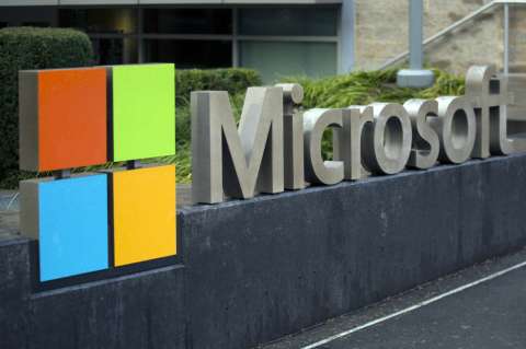 Microsoft lanzará tablet de bajo costo para rivalizar con iPad