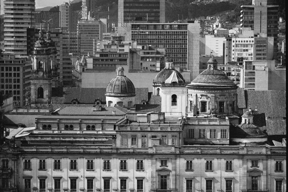 Postal de la capital colombiana, cortesía del Fondo Fotográfico Hernán Díaz del Archivo de Bogotá.