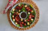 Aprende este 2025 a hacer esta ensalada de jamón serrano para el almuerzo