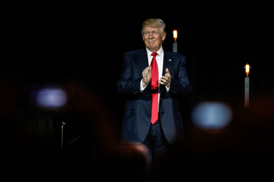 Donald Trump durante una presentación pública en Denver, Colorado. / AFP