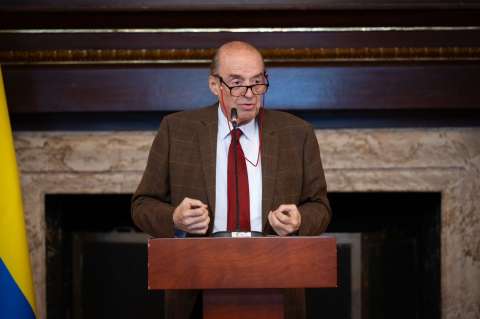 “Impedir el relato de la verdad es ponerle mordaza a la historia”: Leyva a la JEP