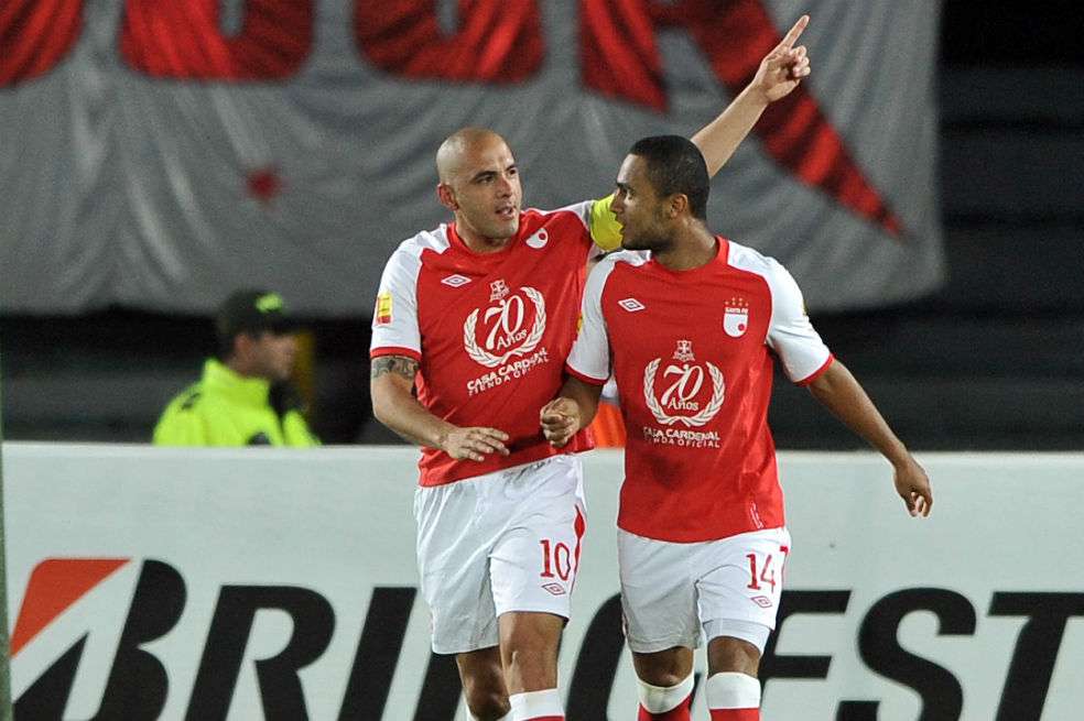 El capitán cardenal Ómar Pérez (izq.) y Óscar Rodas serán titulares contra Medellín en El Campín de Bogotá.