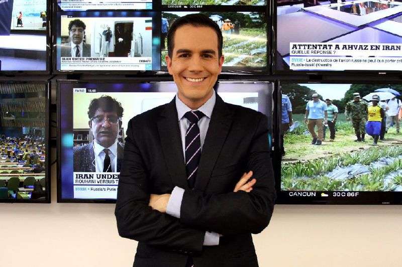 El periodista Santiago López, quien también está al frente del formato "El debate", ha trabajado para Noticias RCN, Russia Today y CM&. / Cortesía: France 24