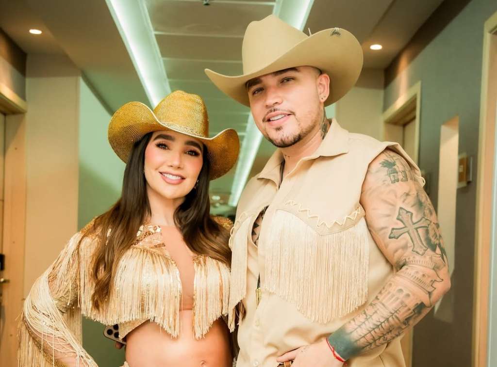 “Pronto en nuestros brazos”, escribió en sus redes sociales la cantante de música popular, quien mostró imágenes de la fiesta de bienvenida de su primera hija con Jessi Uribe.