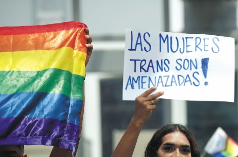 “Las matan por existir”: así han sido afectadas las personas LGBT en el conflicto