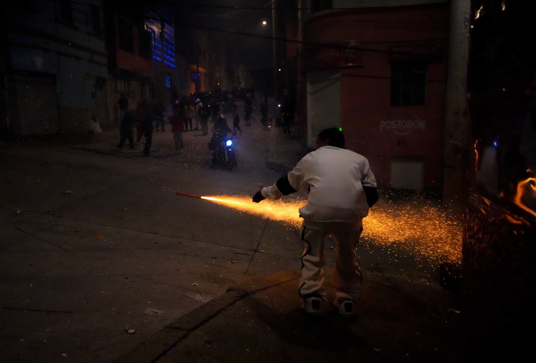 No aprendemos: reportan 12 quemados con pólvora en Bogotá durante noche de Navidad