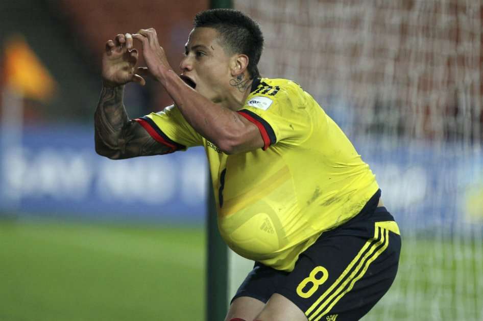 Alexis Zapata celebra el gol de Colombia contra Senegal. Foto: EFE