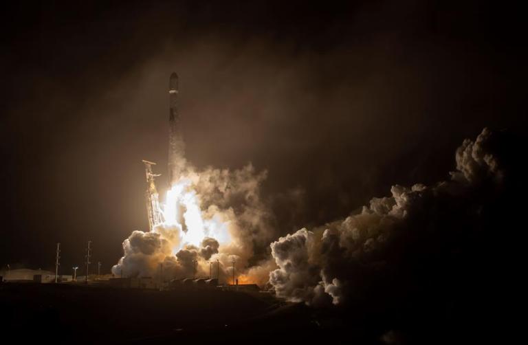 Las imágenes que dejó el despegue de la primera misión de defensa planetaria
