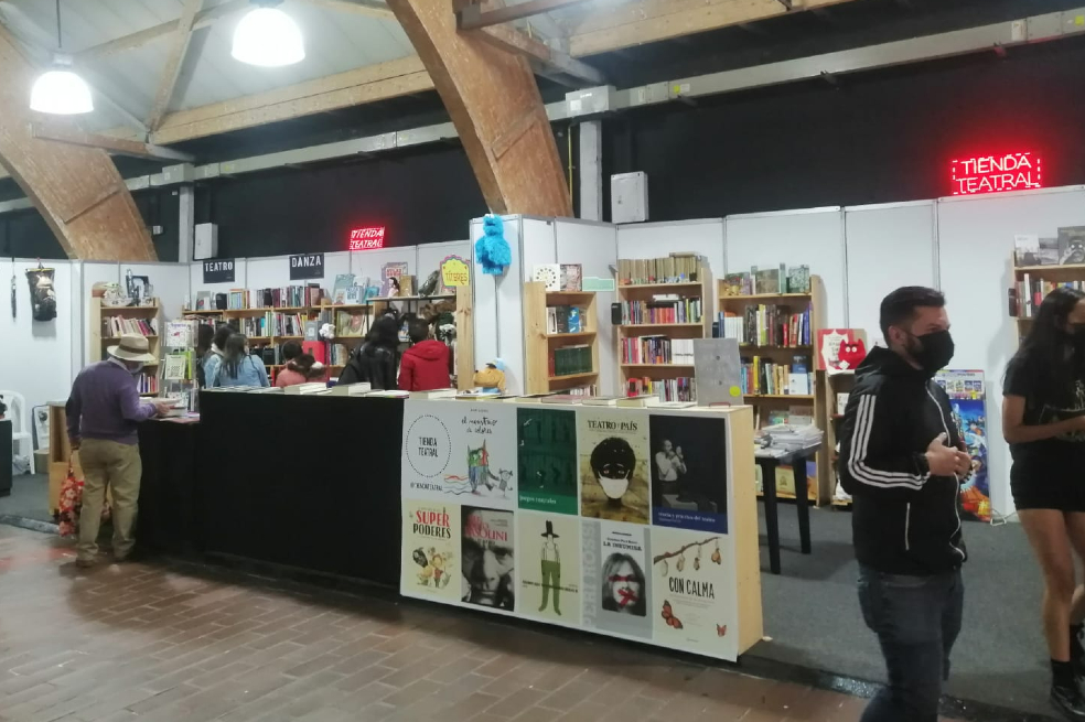 La tienda teatral es la única librería especializada de teatro de Bogotá.