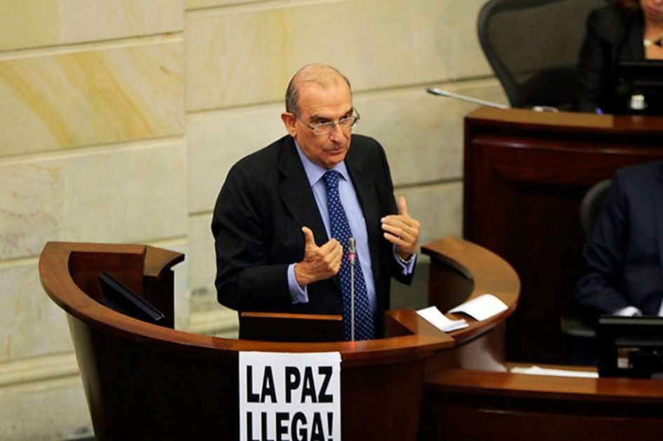 El jefe del equipo negociador, Humberto de la Calle, en su intervención en el Congreso. / Archivo