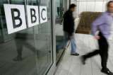 La BBC suspende a un empleado tras acusación de abusos