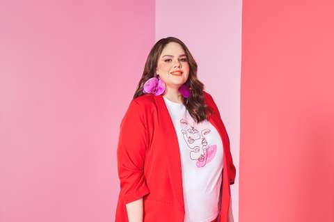 Adriana Convers se une en colaboración para sacar una colección de amor propio