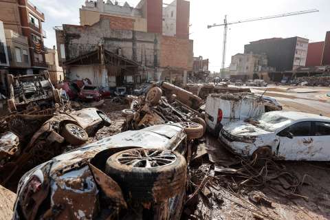 España sigue en la búsqueda de desaparecidos en Valencia y van más de 150 muertes