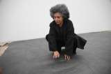 La artista colombiana Doris Salcedo gana premio de escultura en Japón