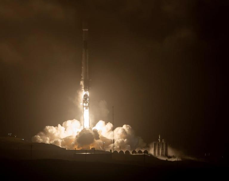 Las imágenes que dejó el despegue de la primera misión de defensa planetaria